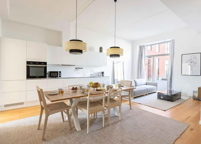 Step-Free Flat For 8 People Near Amager Beach