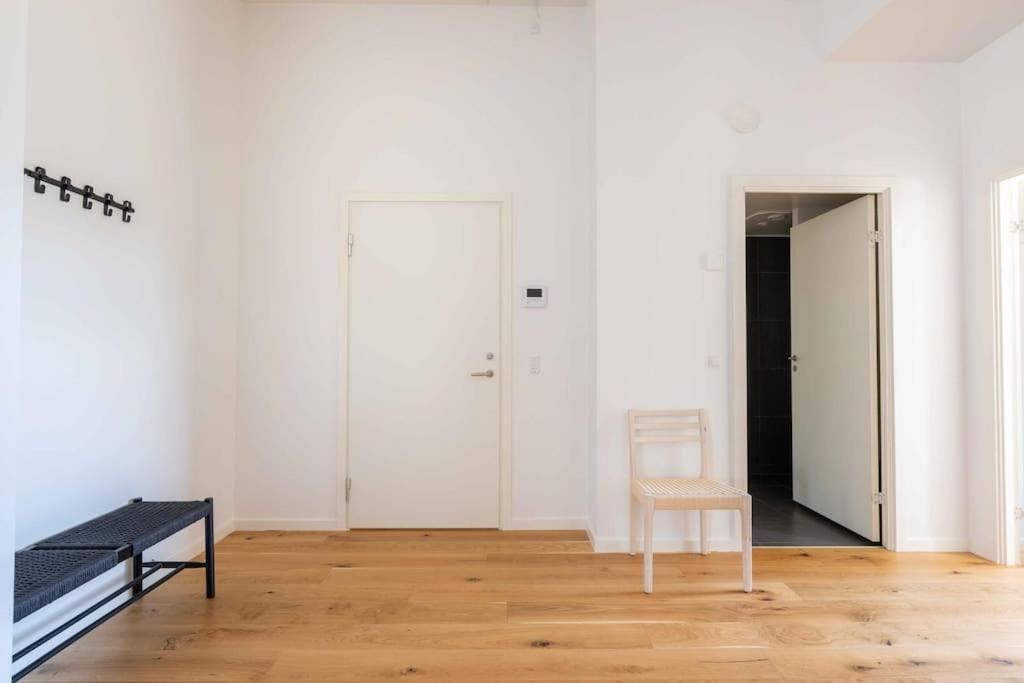 Step-free Flat For 8 People Near Amager Lejlighed