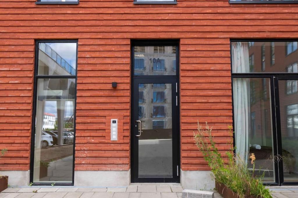 Step-free Flat For 8 People Near Amager Copenhagen